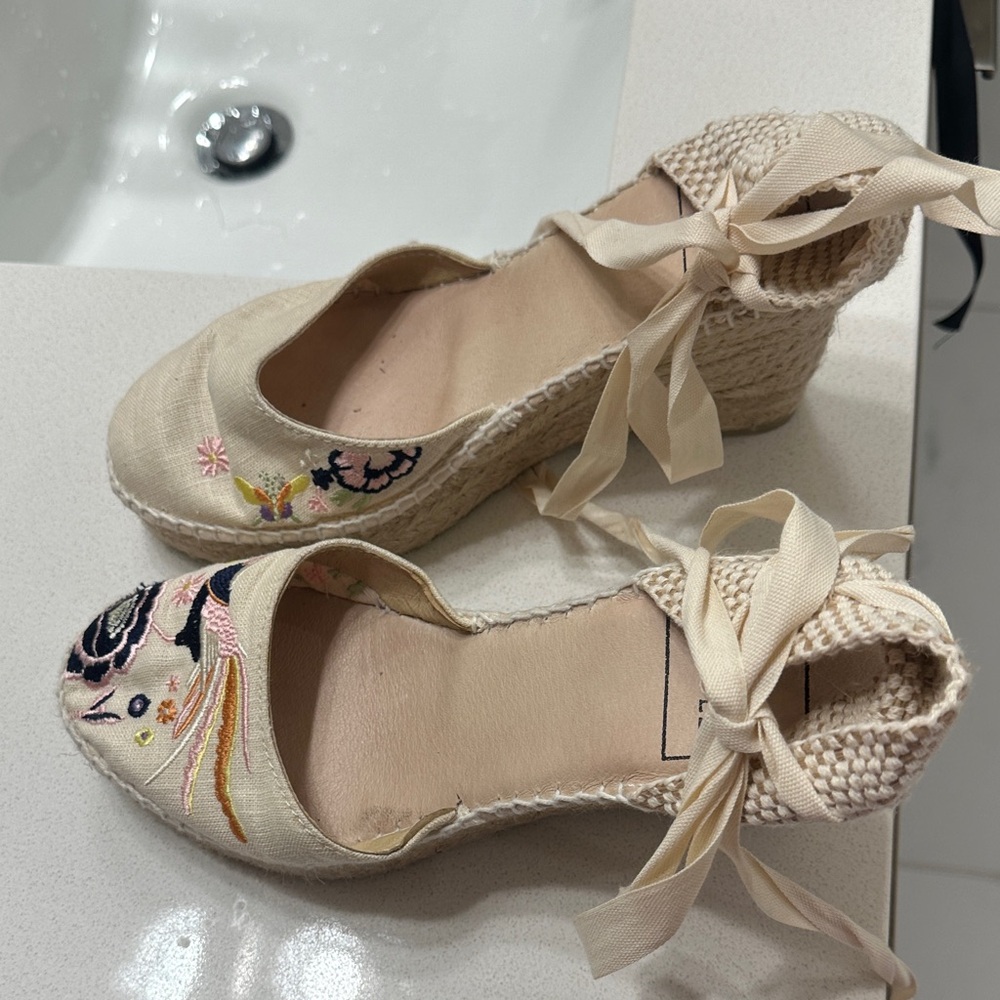 Floral Embroidered Espadrille Wedges